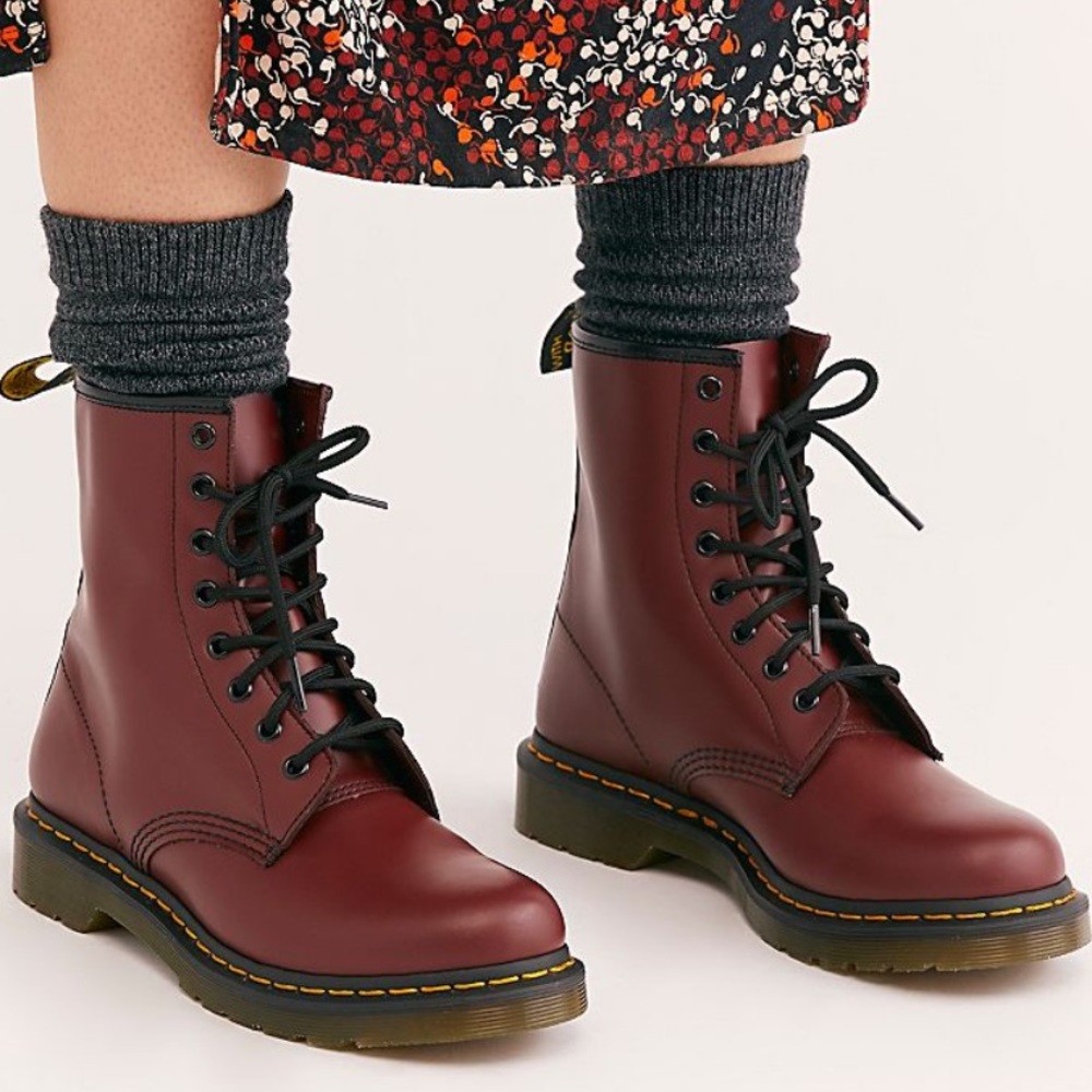 Dr. Martens 1460 Smooth Lace-Up Boots